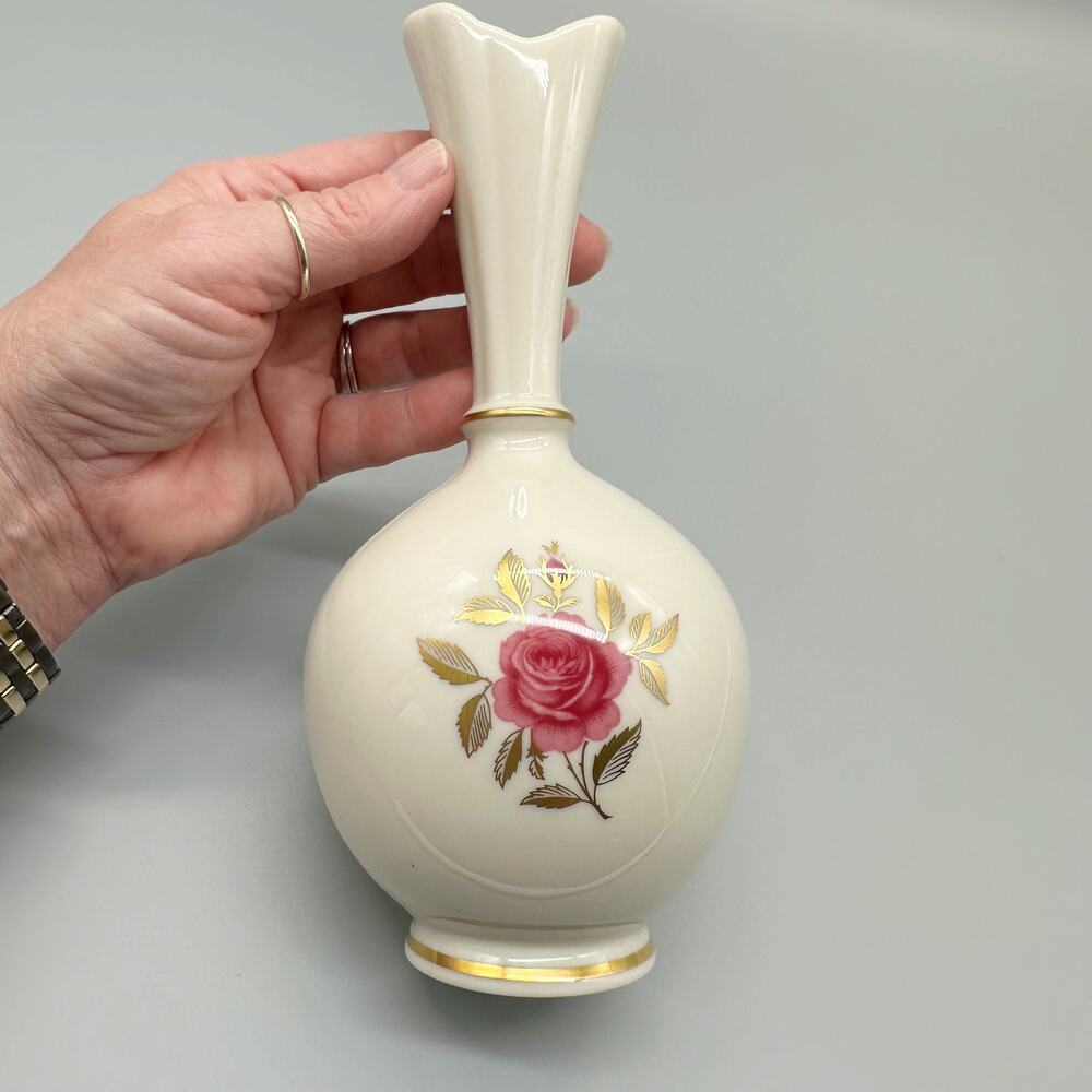 Vintage Lenox Porcelain Floral Bud Vase with 24kt Gold Accents Made in USA - Picture 1 of 10
